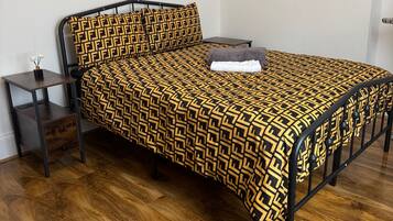 2 habitaciones, tabla de planchar con plancha y wifi gratis