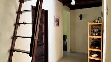 家庭單棟房屋, 部分海景 | 客廳