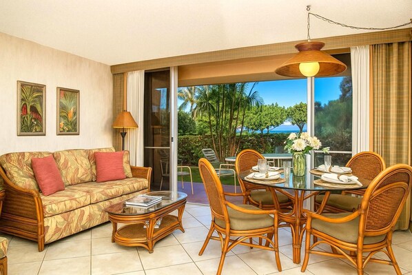 Living room - Maui Kaanapali Villas Collection by KBM - 2 Units (c152/c255) (Kaanapali)