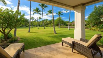 Condo (4 Bedrooms) | Front of property