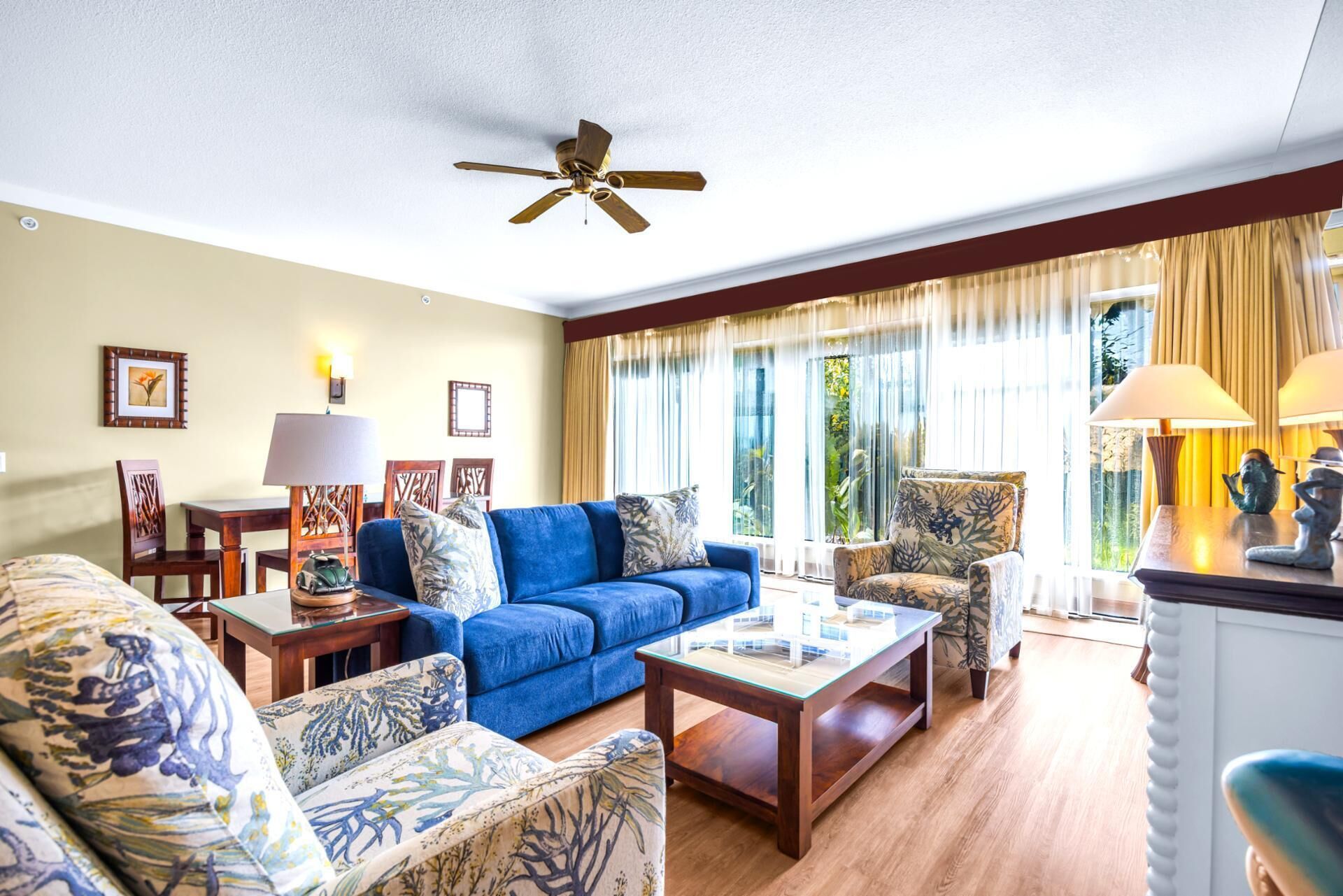 Condo (5 Bedrooms) | Front of property