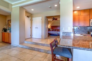Condo (3 Bedrooms) | Private kitchen | Microwave, oven, dishwasher, coffee/tea maker