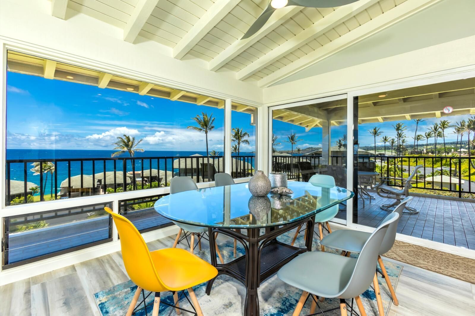 Condo (4 Bedrooms) | Dining