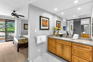 Condo (Multiple Bedrooms) | Bathroom | Shower, designer toiletries