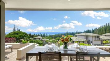 Condo (3 Bedrooms) | Vista frontal de la propiedad