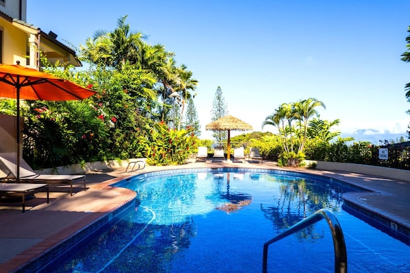 Condo (2 Bedrooms) | Pool