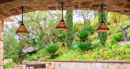 Elegant Villa Retreat Pool Garden Alfresco Lounge