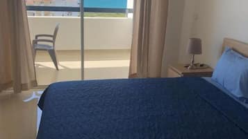 1 chambre, fer et planche Ă repasser, draps fournis