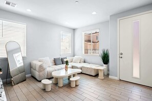 House, Multiple Beds, Patio, Garden View (15921 La Puente) | Living area | 42-inch flat-screen TV with digital channels - Modern Spacious Home Bright, Family Group Friendly (La Puente)