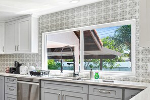 House, Multiple Beds, Patio, Pool View (1734 Hacienda Height) | Private kitchen