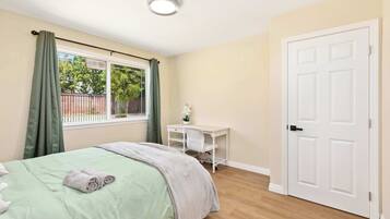 House, Multiple Beds, Patio, Pool View (1734 Hacienda Height) | 3 bedrooms, individually decorated, individually furnished, bed sheets