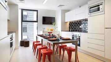 Studio, Non Smoking | Private kitchen