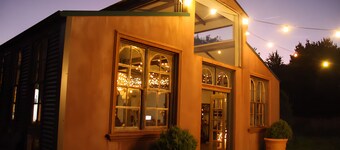 Luxury Barn Stay with Mt Macedon Views