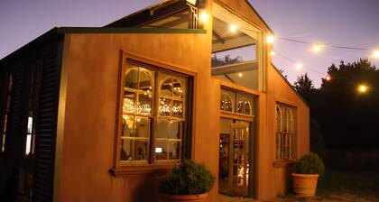 Luxury Barn Stay with Mt Macedon Views