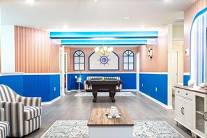 Spielezimmer