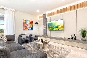 House, Multiple Beds, Patio, Pool View (15972SCD WCR) | Living area | 42-inch flat-screen TV with digital channels