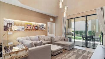 Townhouse, flere senger, spabadekar (3115RW MVV) | Oppholdsområde