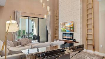 Townhome, Multiple Beds, Hot Tub (3115RW MVV) | Living area