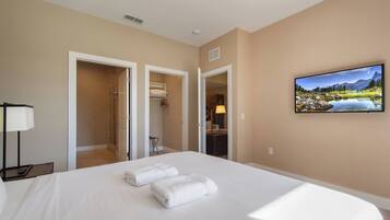 Townhome, Multiple Beds, Hot Tub (3115RW MVV) | 4 bedrooms, free WiFi