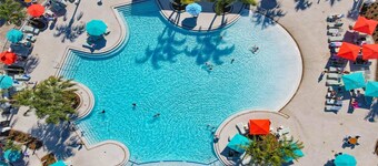 Luxurious Windsor Cay Villa Private Pool, Epic Game Room & Minutes to Disney!