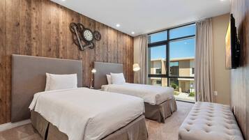 4 bedrooms, individually decorated, individually furnished