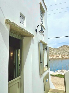 Exterior detail - Molos Tinos Cycladic House (Panormos)