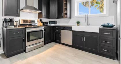 Spacious 3BDs - Close to Wineries, Brock & Falls!
