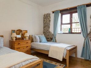 2 bedrooms, individually decorated, individually furnished, free WiFi