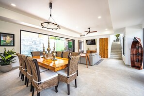 Dining - Double the space, double the fun ! 2 Brand New Luxury Villas, Gated Community (Jaco)