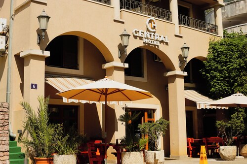 Central Hotel & Restaurant 