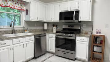 Microwave, oven, stovetop, dishwasher