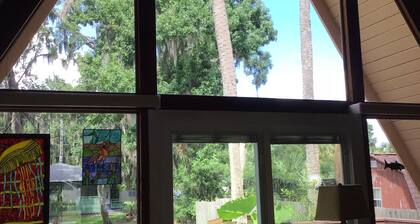 2-bedroom A-frame house in beautiful oasis, Fort McCoy.