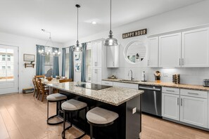 House, 4 Bedrooms, Pets allowed, Resort View | Private kitchen | Full-sized fridge, microwave, oven, stovetop - 30A Beach House - Paradise Valle (Panama City Beach)