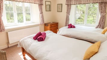 4 bedrooms, individually decorated, individually furnished, free WiFi