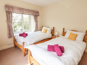 4 soverom, individuelt dekorert og individuelt innredet