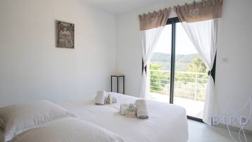 3 chambres, fer et planche Ă repasser, lit parapluie, Wi-Fi