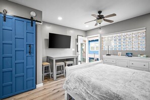 1 soverom, strykejern/-brett, wi-fi (inkludert) og sengetøy