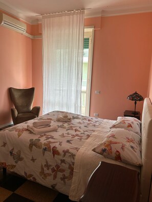 1 bedroom, free WiFi, bed sheets