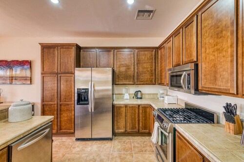 Lovely 3-bedroom and 3-bathroom Villa located in Paraiso del Mar