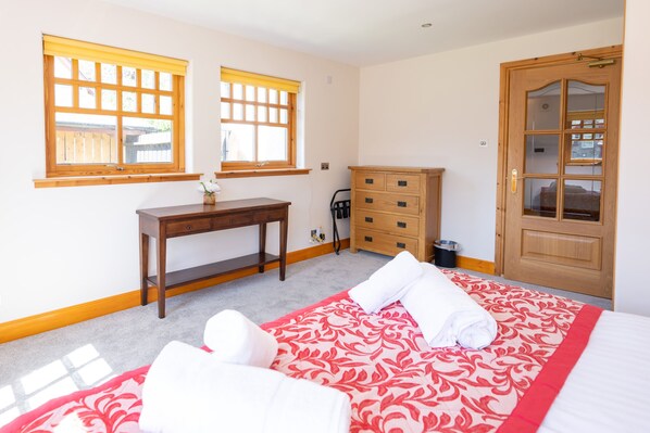 8 chambres, décor unique, ameublement unique, accÚs au Wi-Fi (inclus)