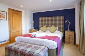 8 bedrooms, individually decorated, individually furnished, free WiFi