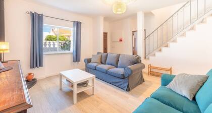 GuestReady - Serene Escape Close to Aroeira Beach