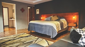 4 bedrooms, WiFi, bed sheets