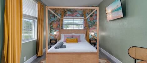 1 dormitori, planxa i posts de planxar, wifi i roba de llit