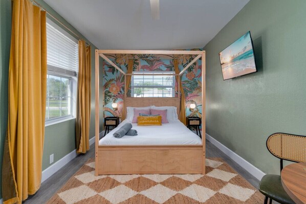 1 bedroom, iron/ironing board, WiFi, bed sheets