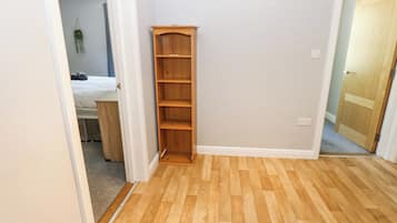 2 bedrooms, individually decorated, individually furnished, free WiFi