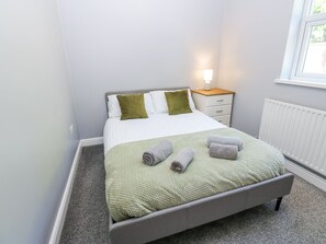 3 bedrooms, individually decorated, individually furnished, free WiFi