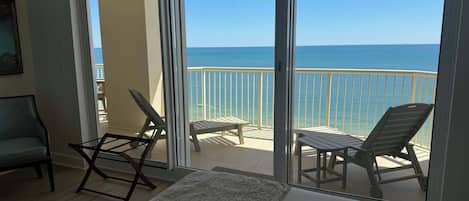 3 makuuhuonetta, silitysrauta/-lauta, ilmainen Wi-Fi, vuodevaatteet