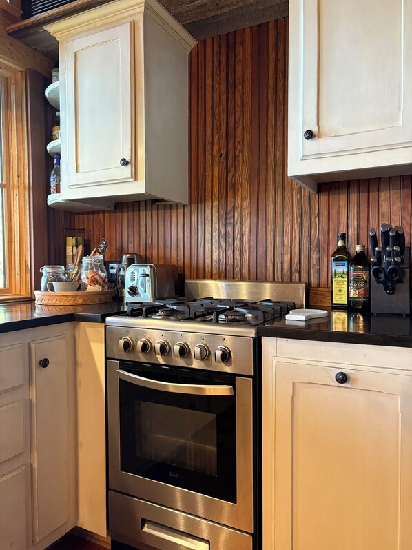 Microwave, oven, stovetop