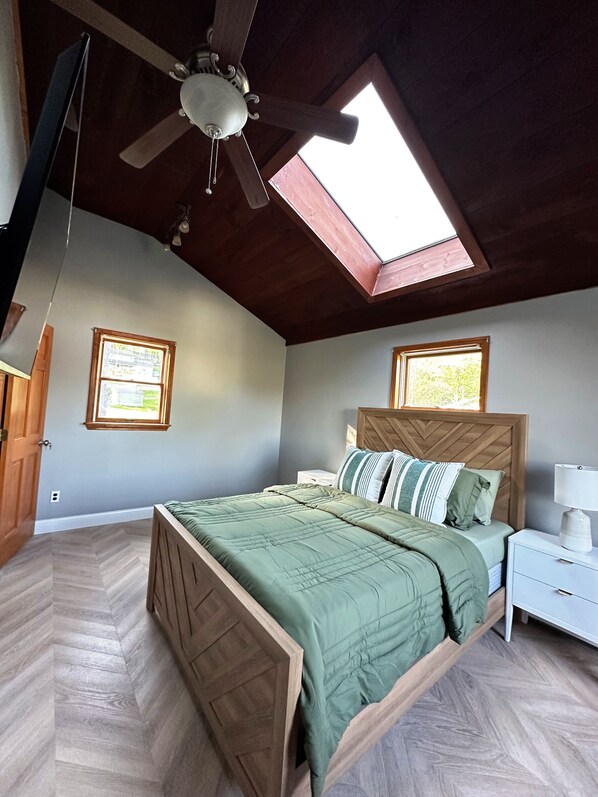 3 bedrooms, iron/ironing board, WiFi